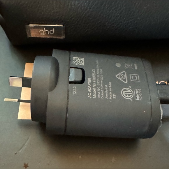 EUC ghd Unplugged On The Go Cordless Styler Gift Set - Picture 15 of 16